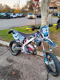 Suzuku Valenti SM 50