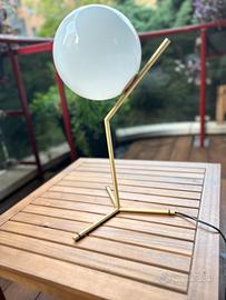 FLOS ic T1