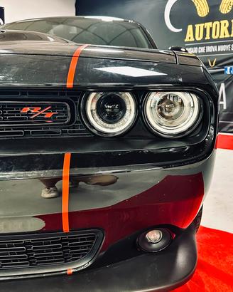Dodge Challenger r/t