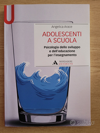 Adolescenti a scuola