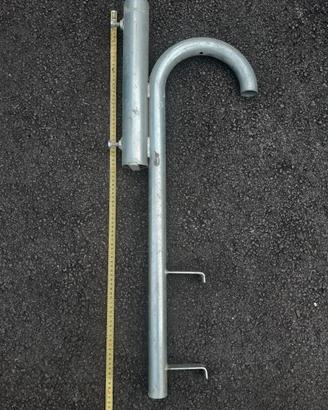 palo tubo antenna curvo