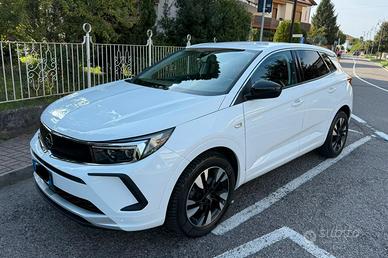 Opel Grandland 1.5 Desel 130 cv AT8