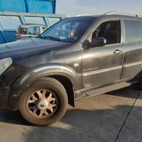 SsangYong Rexton 2.7 Td per ricambi