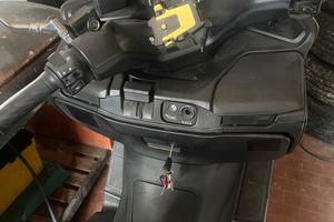 suzuki burgman 400 usato