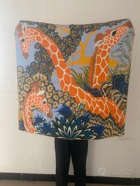Foulard in seta double face Hermès