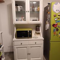 Mobile credenza con vetrinetta di alta qualità