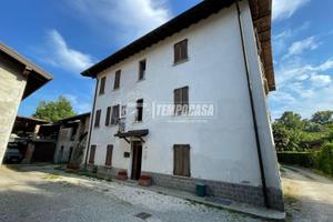 TRILOCALE CON POSTO AUTO