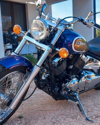 Yamaha dragstar 650 xvs custom 