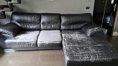 Divano angolare -letto