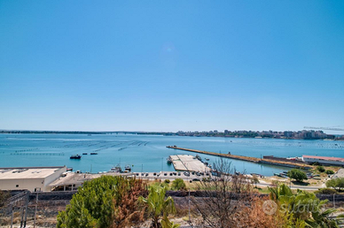 Bilocale fronte mare