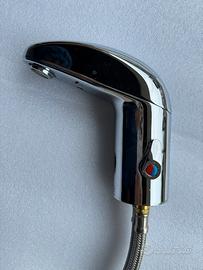 Rubinetto bagno con sensore