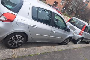 Renault clio 2012