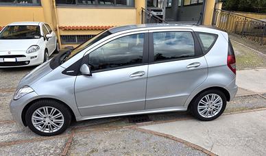 Mercedes A 180 CDI Elegance BEN TENUTA FULL GARANZ