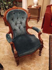 poltrona inglese in noce