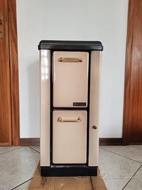 Stufa a legna La Nordica smaltata color cappuccino