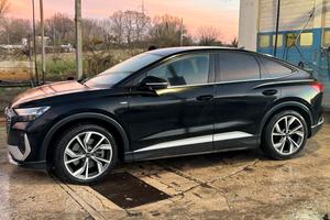 Audi Q4 Sportback 45 e-tron S-Line | Quattro
