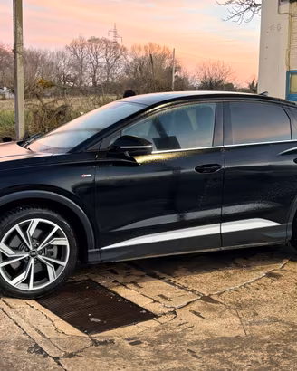Audi Q4 Sportback 45 e-tron S-Line | Quattro