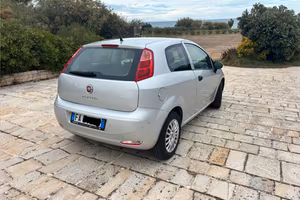 Fiat grande punto benzina 24.000km !