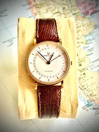 Universal Geneve Oro 18K