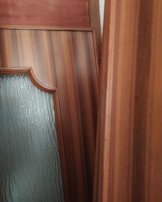 Porte interne in legno, in noce