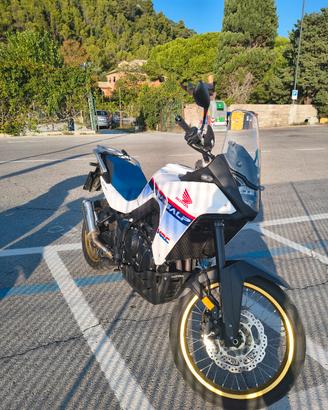 Honda Transalp 750