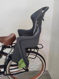 Seggiolino bici posteriore per portapacchi