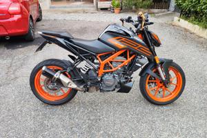 KTM Duke 125