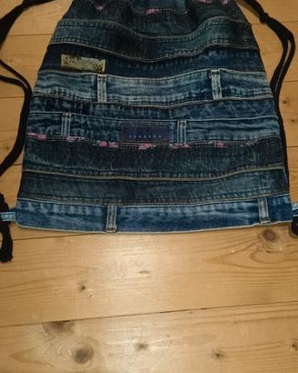 Zainetti in Jeans.