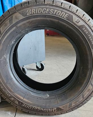     4gomme estive Continental x camper/ van