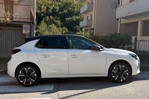 Opel corsa-e elegance
