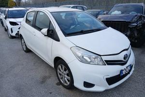 TOYOTA Yaris 1.0 5 porte