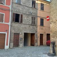 Schiera-Centro storico-3 livelli da mq45
