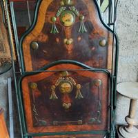 antico letto singolo in ferro 