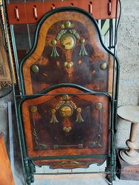 antico letto singolo in ferro 