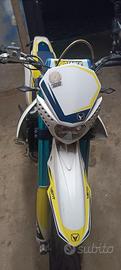 Motard 125