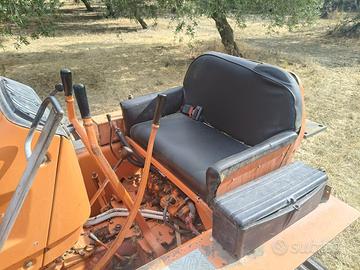 TRATTORE CINGOLATO