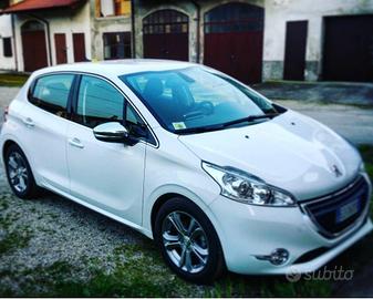Peugeot 208 1.4hdi 5p Allure