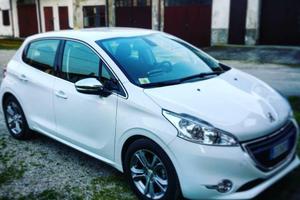 Peugeot 208 1.4hdi 5p Allure