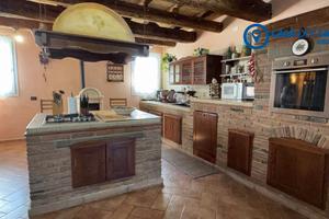 PRESTIGIOSA VILLA A COSTA DI ROVIGO