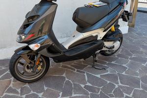 Aprilia SR 50 SPORT 