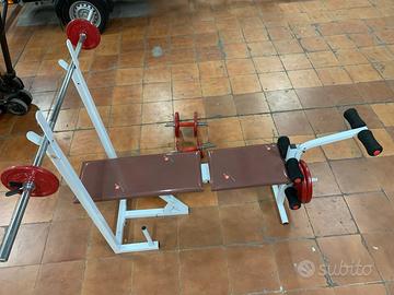 PANCA MULTIFUNZIONE CON BILANCIERE E PESI