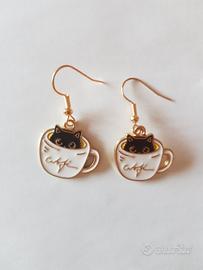 Orecchini gattino in tazza