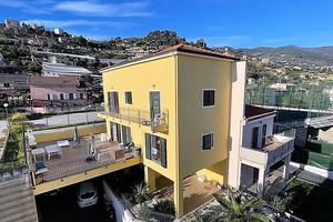 Villa bifamiliare Sanremo [SR69bisVRG]