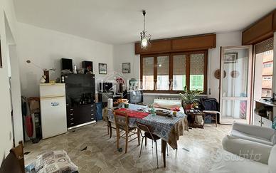 AMPIO TRILOCALE A QUINTO DE STAMPI