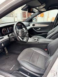 Mercedes Benz E220 4MATIC