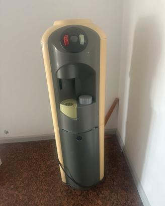 Dispenser per acqua