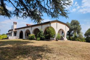 Villa singola a Villa d'Arco