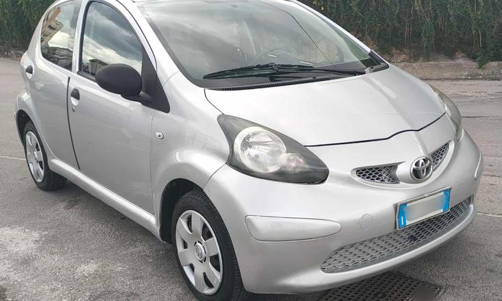 Toyota Aygo 1.0 Benzina 5 porte - NUOVISSIMA