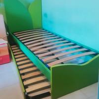 letto a una piazza con letto estraibile