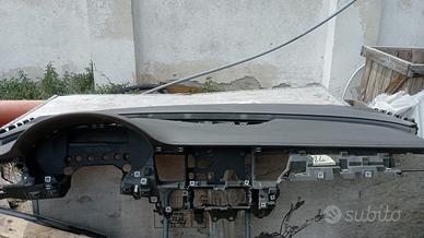 Cruscotto Audi A8 2015